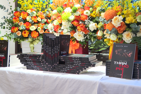 “Tôi ‘làm’ than thổ phỉ”: Dấn thân để tìm lại hồn cốt phóng sự báo chí