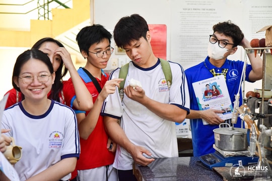 Điểm chuẩn Trường ĐH Khoa học tự nhiên TP. Hồ Chí Minh dao động từ 19 - 29,92 điểm