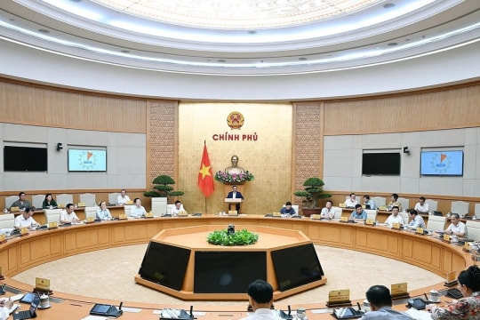 PM urges prompt actions to facilitate grassroots administrative system