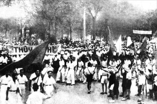 Bài 4: Kết hợp sức mạnh dân tộc và sức mạnh thời đại