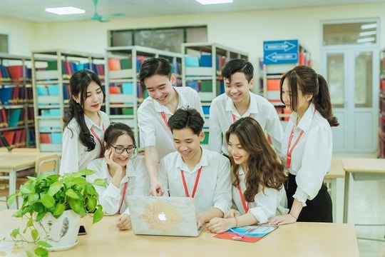 Trường Đại học Sư phạm Hà Nội 2 công bố điểm chuẩn 2025, ngành cao nhất 28,52 điểm