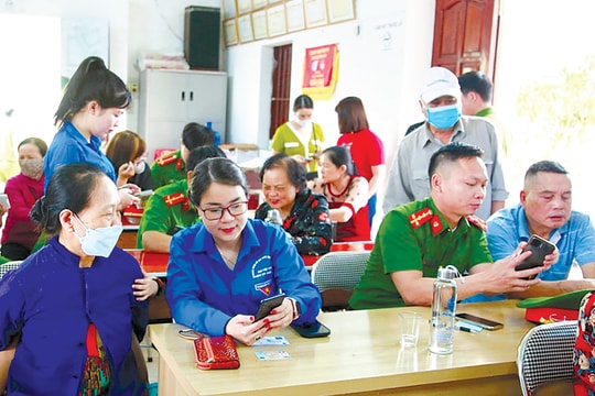 Bài 4: "Đã đánh trống phải đánh cả dùi"