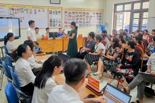 Nhiều sáng kiến hỗ trợ người dân giải quyết thủ tục hành chính