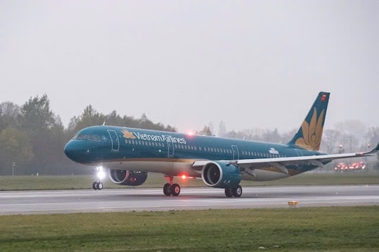Vietnam Airlines điều chỉnh kế hoạch khai thác do ảnh hưởng của bão số 5