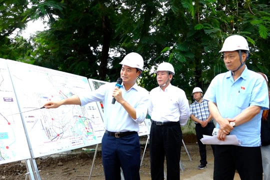 Phó Chủ tịch Quốc hội Vũ Hồng Thanh khảo sát thực địa dự án trọng điểm tại TP. Hồ Chí Minh