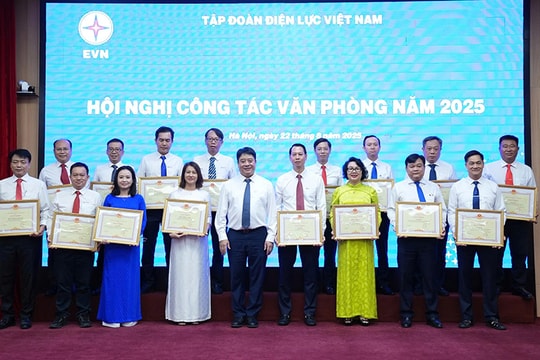 Văn phòng EVN: Đẩy mạnh chuyển đổi số, ứng dụng AI trong quản trị