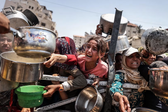 Gaza: Khi niềm hy vọng còn "khan hiếm" hơn bánh mì