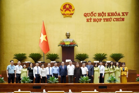 Nguồn động lực to lớn cho các thế hệ đại biểu dân cử