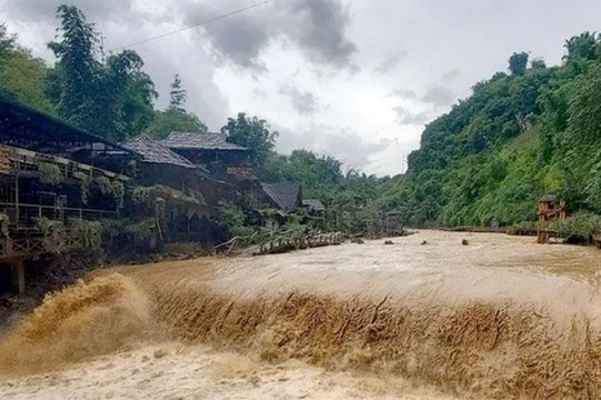 Cảnh báo lũ quét, sạt lở đất, sụt lún đất tại Phú Thọ, Quảng Ninh và Thanh Hoá đến Quảng Trị do mưa lũ