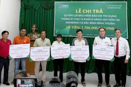 Bảo hiểm Agribank chi nhánh Khánh Hòa chi trả hơn 1,7 tỷ đồng cho khách hàng