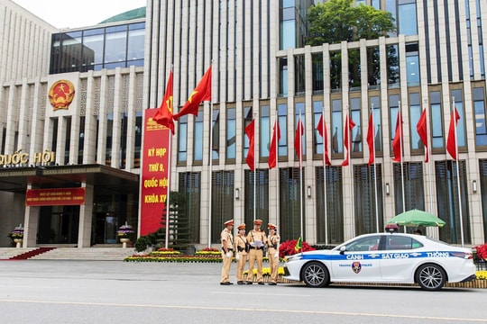 Hà Nội triển khai cấm đường, phân luồng giao thông phục vụ sơ duyệt A80 từ 12h ngày 27/8