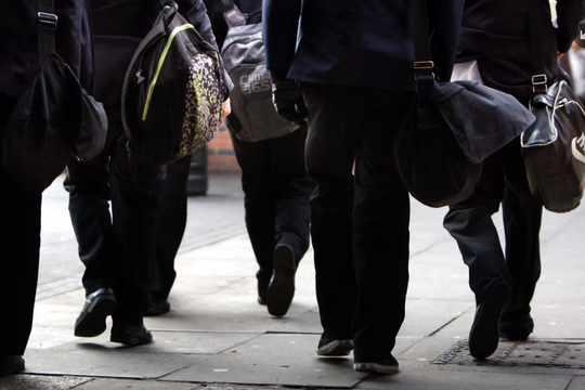 Bạo lực học đường đẩy hàng nghìn trẻ em Scotland về học tại nhà