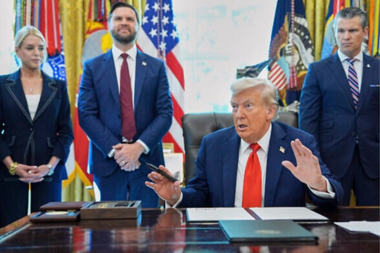 Tổng thống Donald Trump : Xung đột Gaza sẽ “kết thúc dứt khoát” sau 2-3 tuần nữa