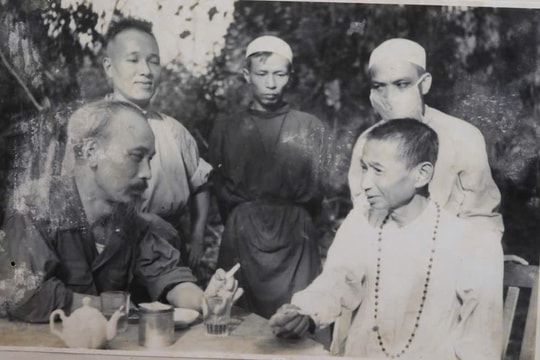 Linh mục Phạm Bá Trực - đại biểu Quốc hội Khóa I, Nhà yêu nước kiên trung