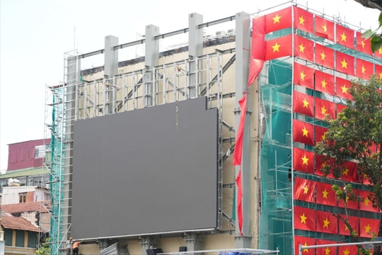 Hà Nội: Triển khai lắp đặt 20 màn hình LED tại 19 địa điểm công cộng