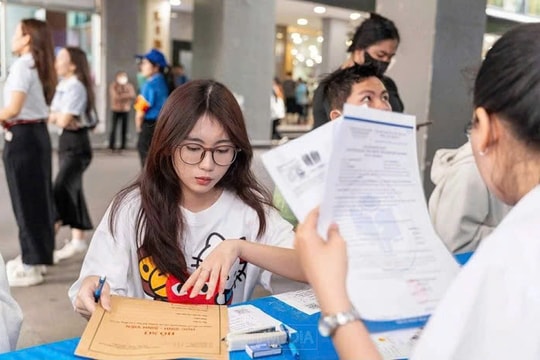 Nhiều trường đại học tại TP. Hồ Chí Minh thông báo xét tuyển chỉ tiêu bổ sung