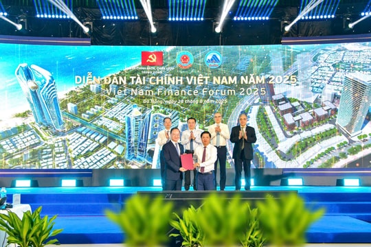 Vietcombank và Đà Nẵng hợp tác phát triển dịch vụ tại Trung tâm Tài chính Quốc tế Việt Nam