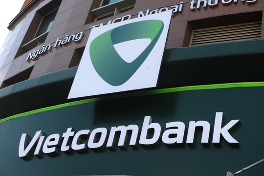 Hệ số tín nhiệm của Vietcombank lên BB+, triển vọng Ổn định​