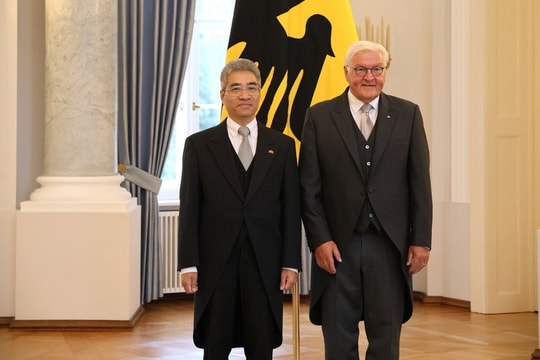 German President applauds fruitful cooperation with Vietnam