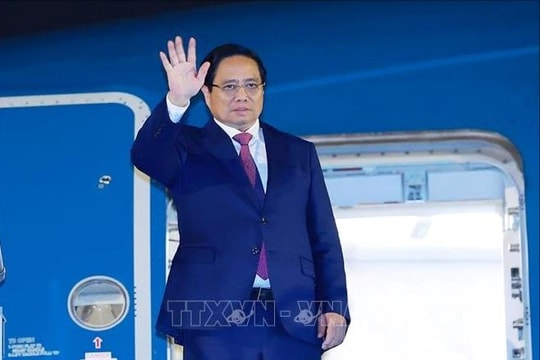Thủ tướng Phạm Minh Chính lên đường tham dự Hội nghị Thượng đỉnh Tổ chức hợp tác Thượng Hải và làm việc tại Trung Quốc