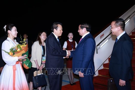 Thủ tướng Phạm Minh Chính tới Thiên Tân, bắt đầu chuyến công tác dự Hội nghị thượng đỉnh SCO 2025