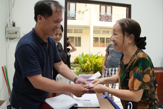 TP. Hồ Chí Minh: Ngày hội ấm áp nghĩa tình từ món quà mừng Quốc khánh 2/9