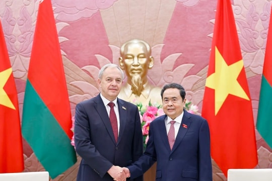 NA Chairman receives top legislator of Belarus