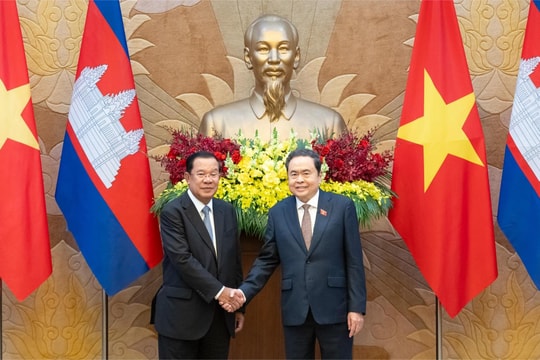 Chủ tịch Quốc hội Trần Thanh Mẫn hội kiến Chủ tịch Đảng Nhân dân Campuchia, Chủ tịch Thượng viện Campuchia Hun Sen