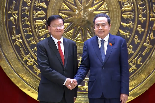 Chủ tịch Quốc hội Trần Thanh Mẫn hội kiến Tổng Bí thư, Chủ tịch nước Lào Thongloun Sisoulith