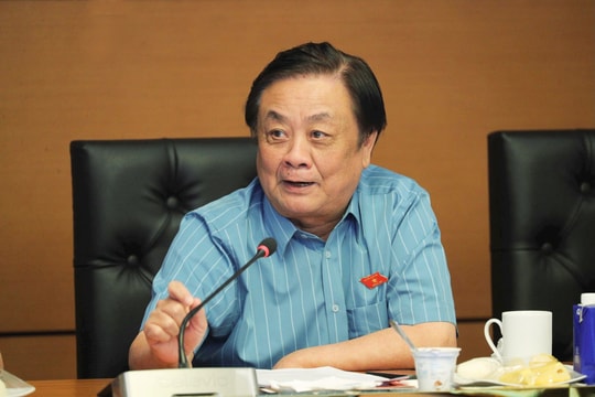 Phó Chủ tịch Quốc hội Lê Minh Hoan chủ trì họp về phong trào "Bình dân học vụ số - Quốc hội số"