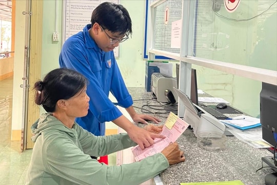 Xã biên giới Ea Bung: Vượt khó để dẫn đầu Đắk Lắk về số hóa hồ sơ