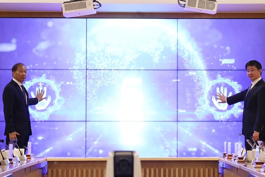 Phát động giải thưởng “Sản phẩm công nghệ số Make in Viet Nam” năm 2025