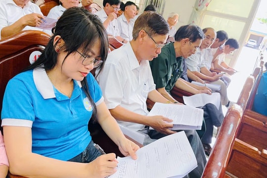 Bài 1: Giữ cho nghị trường luôn “sáng đèn”