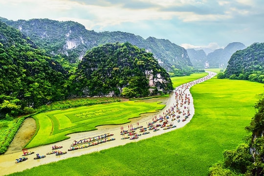 Ninh Bình vững bước trong kỷ nguyên mới