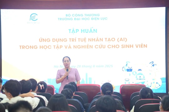 Tập huấn ứng dụng trí tuệ nhân tạo trong học tập, nghiên cứu khoa học