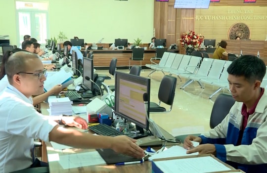 Ninh Bình phấn đấu vào nhóm 15 địa phương dẫn đầu về chuyển đổi số