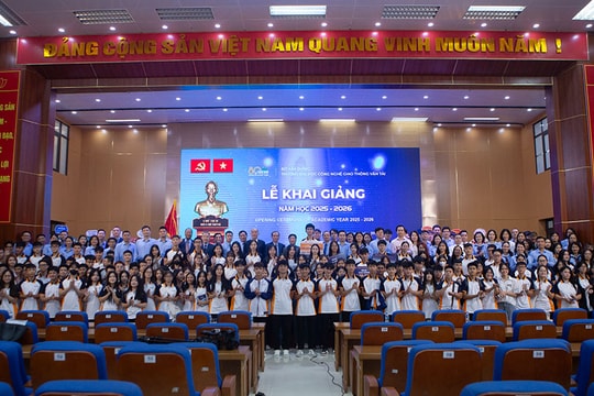 Trường ĐH Công nghệ Giao thông vận tải long trọng tổ chức Lễ khai giảng năm học 2025 - 2026