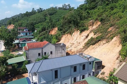 Nghệ An: Người dân Tân Kỳ thấp thỏm lo âu vì nguy cơ sạt lở