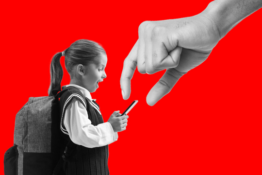 Cấm điện thoại trong lớp học: Chính sách dễ làm, lợi ích lâu dài