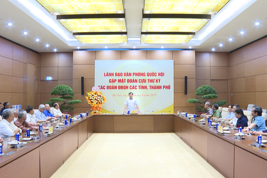 Tri ân đội ngũ thư ký Đoàn ĐBQH – “cánh tay nối dài” góp phần vào thành công của Quốc hội