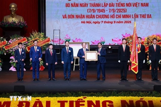 Thủ tướng Phạm Minh Chính: 'Tiếng nói Việt Nam' luôn vang xa, bay cao