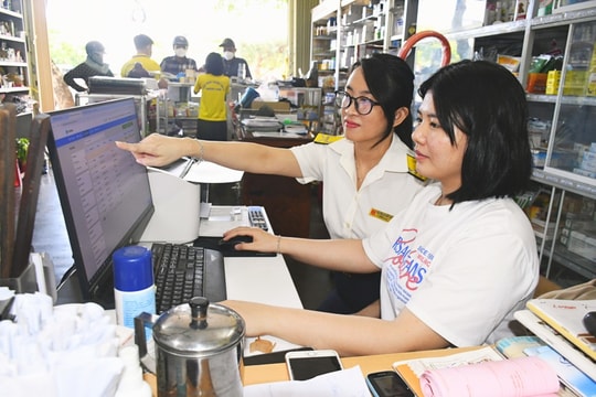 TP. Hồ Chí Minh: Đẩy mạnh tuyên truyền, hỗ trợ hộ kinh doanh chuyển sang dùng hóa đơn điện tử, tự kê khai thuế