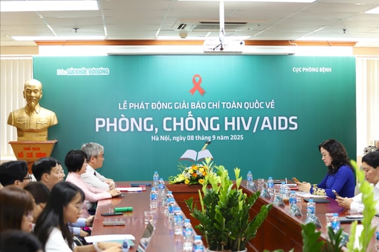 Phát động giải Báo chí toàn quốc về HIV/AIDS năm 2025