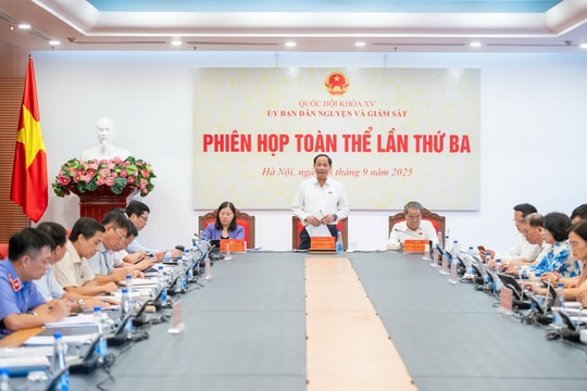 Phó Chủ tịch Quốc hội Trần Quang Phương: Xác định rõ trách nhiệm, nơi nào làm chưa tốt phải cảnh báo, xử lý