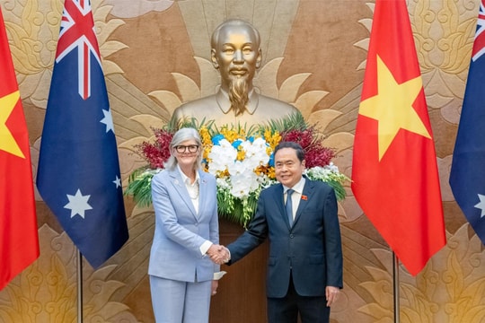 Chủ tịch Quốc hội Trần Thanh Mẫn hội kiến Toàn quyền Australia