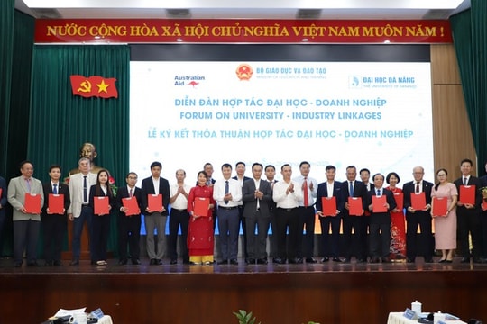 Đẩy mạnh hợp tác đào tạo các lĩnh vực công nghệ cao