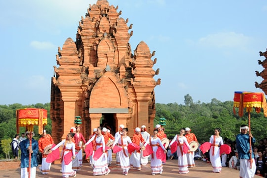 6 tỉnh, thành phố tham gia Ngày hội Văn hóa dân tộc Chăm 2025