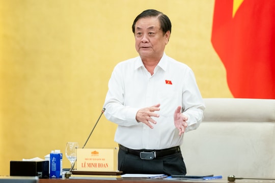 Phó Chủ tịch Quốc hội Lê Minh Hoan chủ trì làm việc với Chính phủ về thực hiện pháp luật bảo vệ môi trường