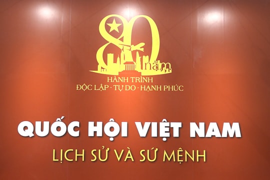 Triển lãm “Lịch sử và Sứ mệnh Quốc hội Việt Nam”: Lịch sử sống động, khơi dậy niềm tự hào dân tộc