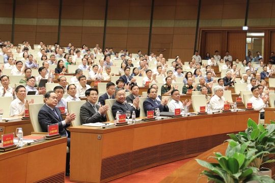 Bộ Chính trị, Ban Bí thư tổ chức Hội nghị toàn quốc quán triệt 4 Nghị quyết chiến lược của Bộ Chính trị